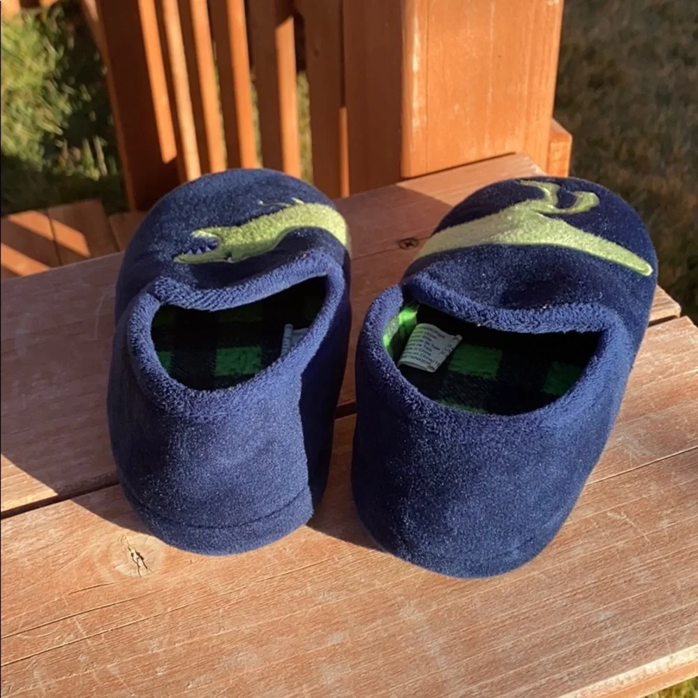 Wonder Nation Boys Slippers